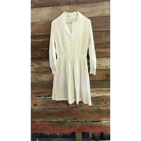 60s cream colored lacy dress in very good condition size 18 armpit armpit 14 wai - Picture 1 of 10